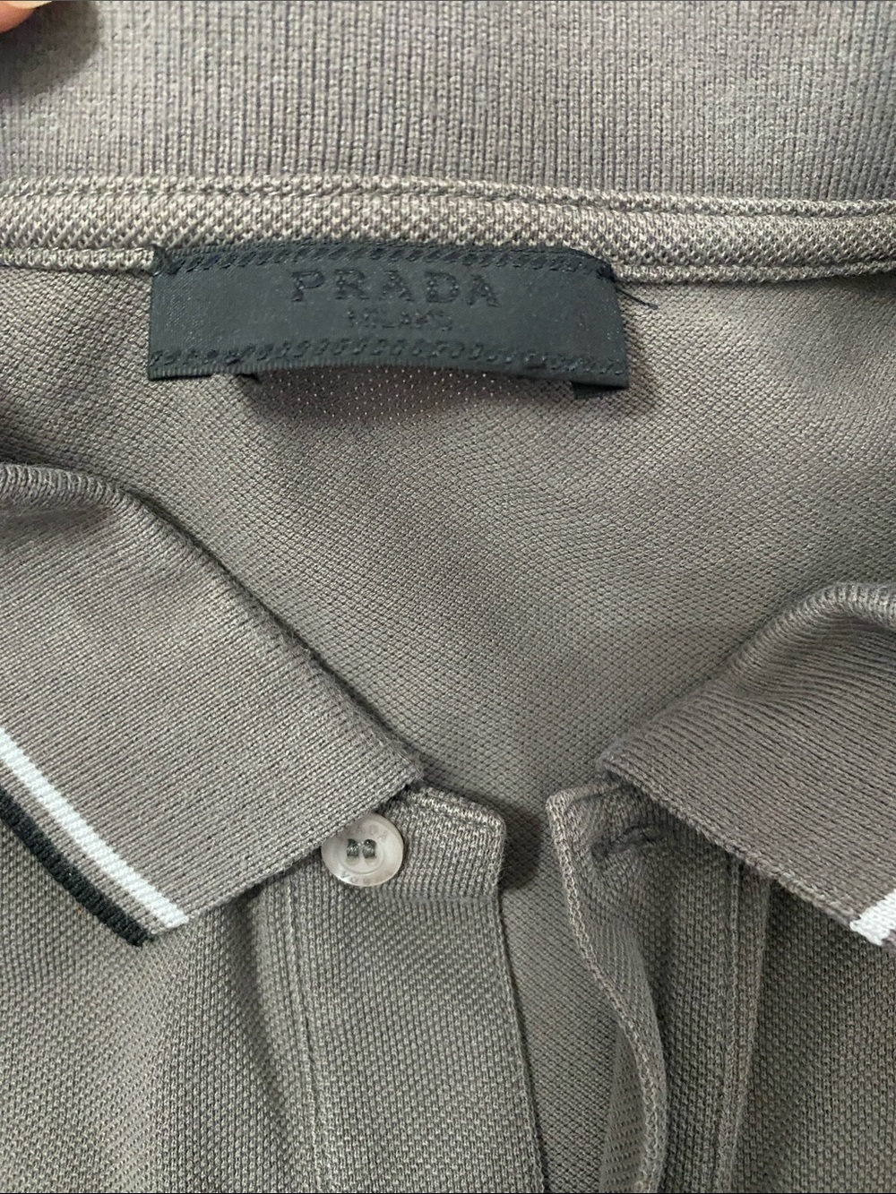 Prada Men's Grey Short-Sleeve Polo Authentic Size Large - Picture 3 of 7